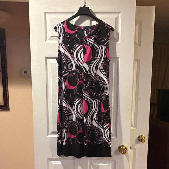 Studio 1940 Black and Pink Patterned Dress - Picture 4 of 4